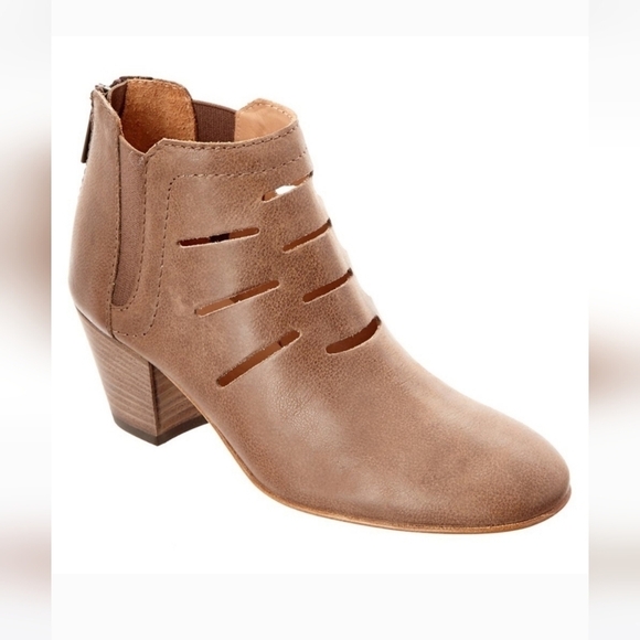 Aquatalia Frieda Sport Calf Taupe Leather Slit Ankle Booties - Picture 10 of 12